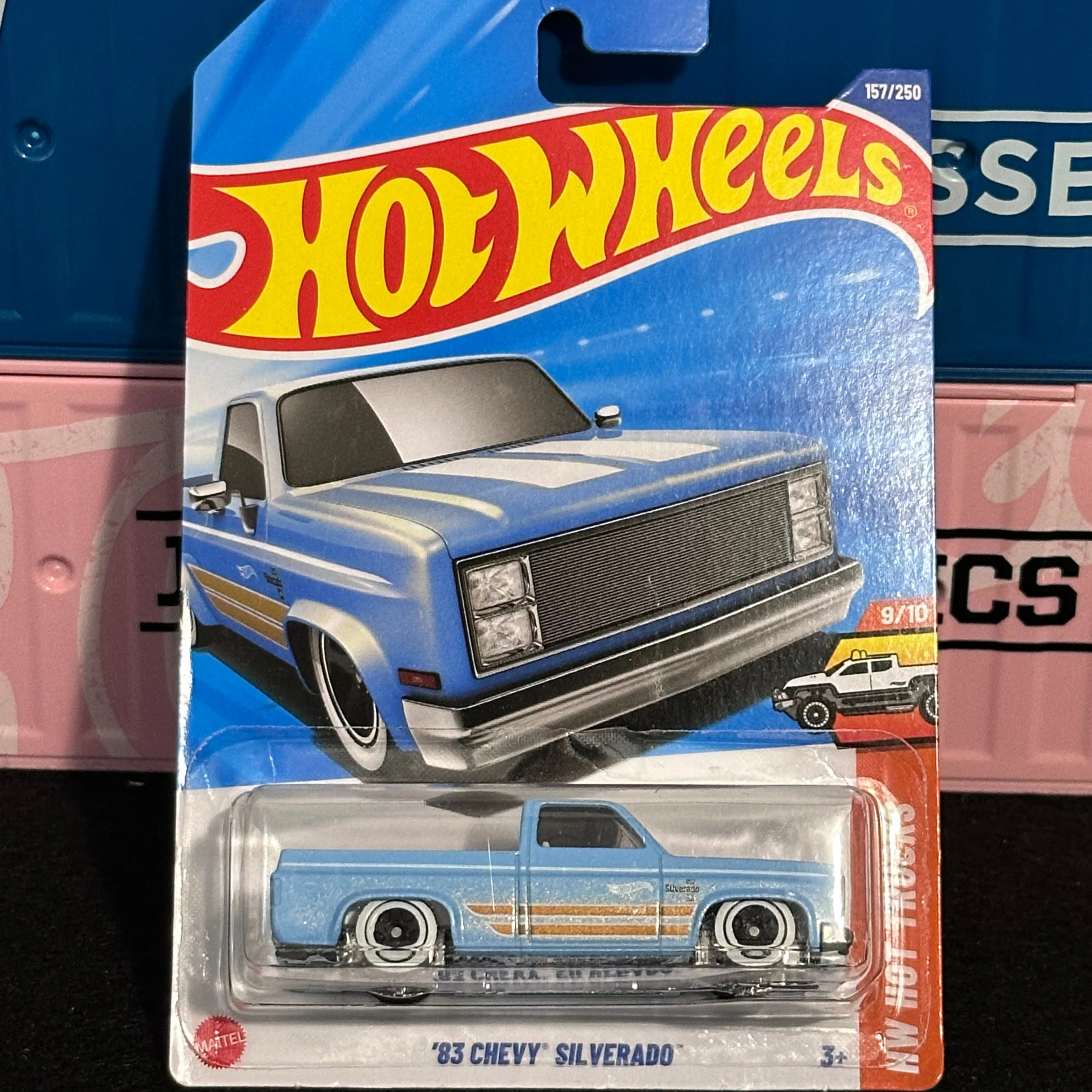 Hot Wheels 2025 '83 Chevy Silverado Mainline 157/250 - Image 2